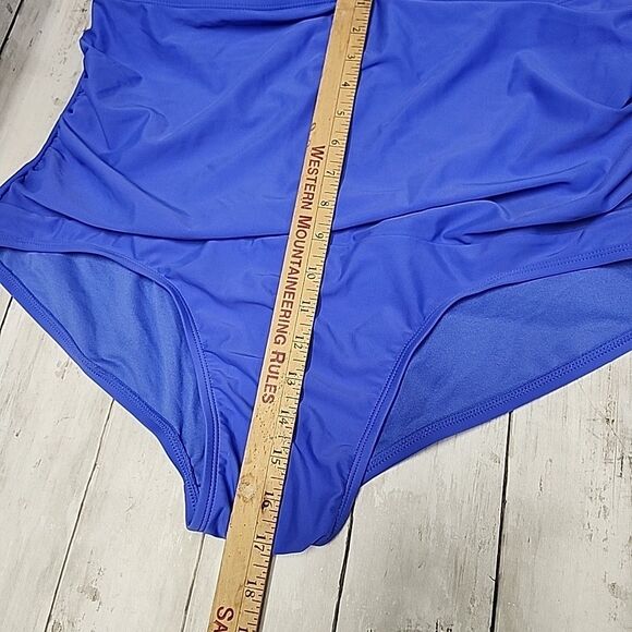 NWT Catalina One piece Blue Bathing Suit Twistfront Women's SZ 3X - Picture 7 of 12
